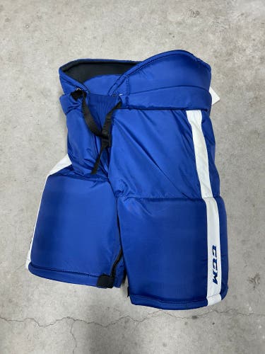 NHL Toronto Maple Leafs Large (New) Senior CCM Pro Stock HP70 Hockey Pants