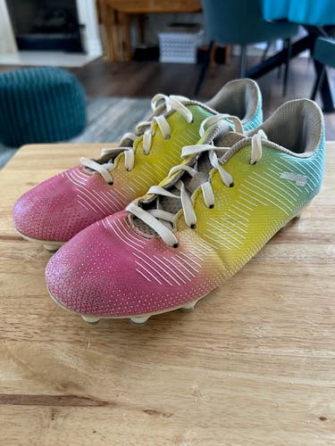 Yellow Women's Size M 4.5 (W 5.5) Molded Cleats Cleats (Used)