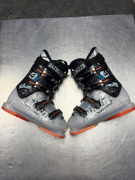 Mondo 23 & 23.5 Kid's Dalbello Menace 4 Ski Boots (Used)