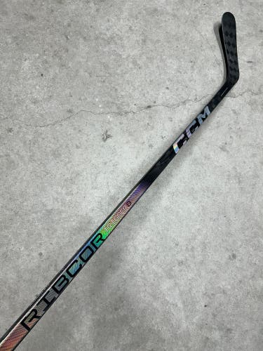 85 Flex P29 Senior CCM RibCor Trigger 8 Pro Left Hand Hockey Stick Pro Stock NHL (New)