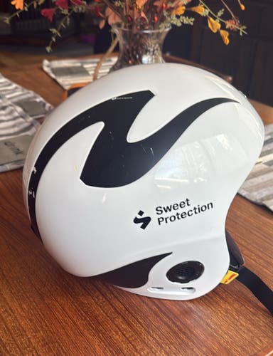 Unisex Medium/Large Sweet Protection Volata Helmet (Used) FIS Legal