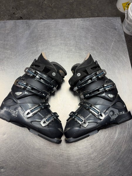 Mondo 23 & 23.5 Women's Lange Venus 60 Ski Boots (Used)