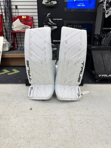32"+2” True Hzrdus 9x4 Goalie Leg Pads