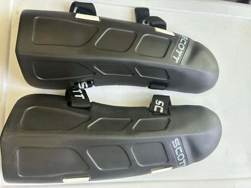 Scott Ski Shin Guards New Large size. Clearance