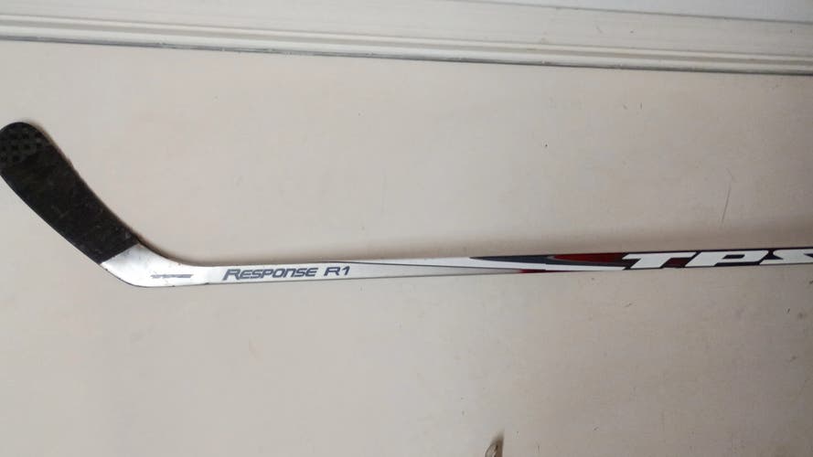 TPS Response R1 Dual Flex Tech PP061 NA Regular Flex Hockey Stick RH lie 5.5