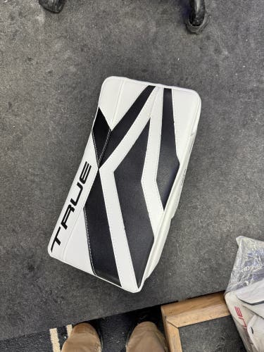 True Catalyst 9x5 Blocker Senior (New)