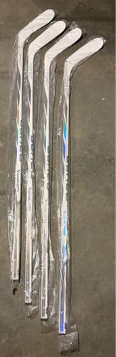 Senior Bauer Proto-R Right Handed Hockey Stick P28 77 Flex (New)