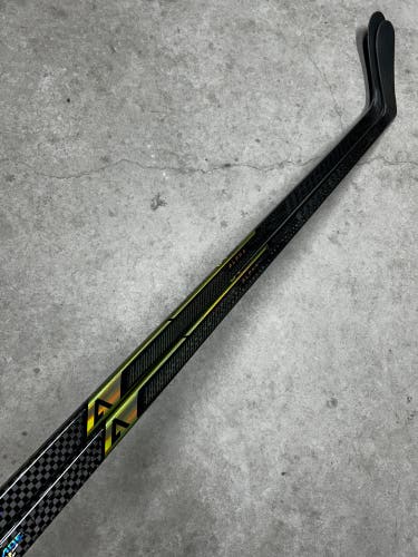 2 PACK 80 Flex P28 Senior Warrior Alpha Lx3 Pro Left Hand Hockey Stick Pro Stock (New)