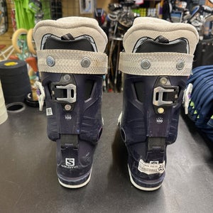 Mondo 22 & 22.5 Women's Salomon QST Ski Boots Soft Flex (Used) In very good condition