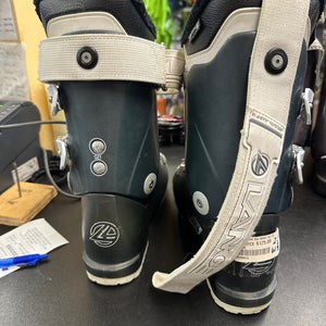 Mondo 22 & 22.5 Lange RX 100 Ski Boots Medium Flex (Used) in very good shape