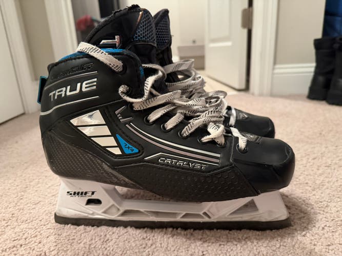 Senior True Catalyst 7X4 Hockey Goalie Skates Regular Width 8 (Used)
