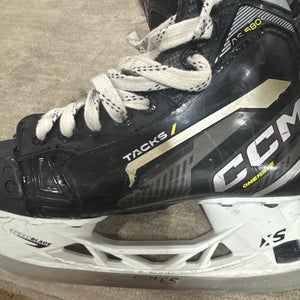 2022 CCM Tacks AS580 Hockey Skates Size 3 (Used)