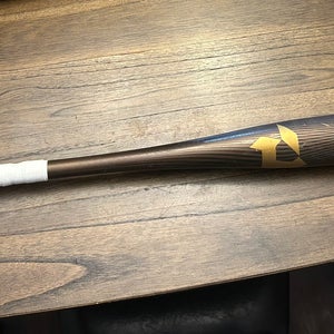 2024 DeMarini Voodoo One Alloy BBCOR Certified Bat (-3) 30 oz 33" (Used)