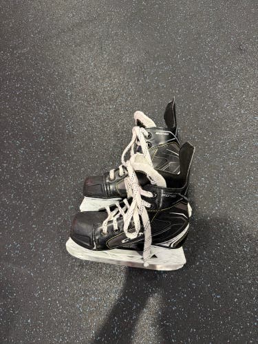 2018 CCM Tacks 9040 Hockey Skates Regular Width 12 (Used)