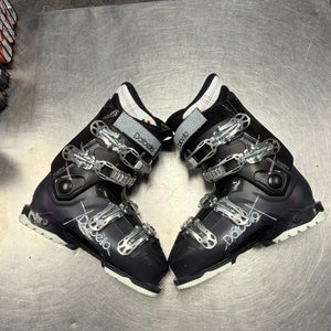 Mondo 24 & 24.5 Women's Dalbello Aspire Ski Boots (Used)