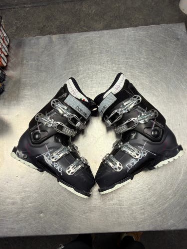 Mondo 24 & 24.5 Women's Dalbello Aspire Ski Boots (Used)