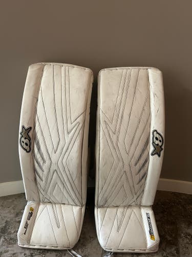 34" Brian's Sub Zero 3 Pro Goalie Leg Pads (Used)