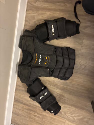 Medium CCM AB18 Pro Goalie Chest Protector Pro Stock (Used)