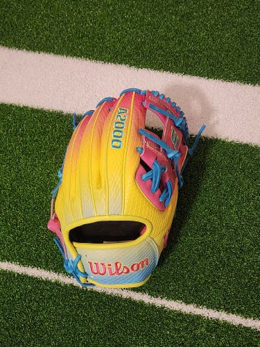 2025 Wilson RH Infield A2000 Baseball Glove 11.5" (New)