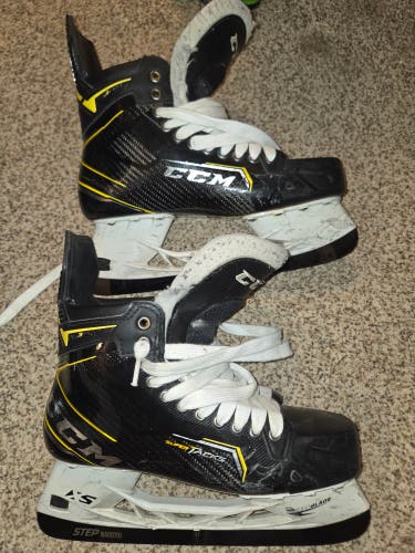 CCM Super Tacks AS3 Pro Hockey Skates Regular Width Pro Stock 11.5 (Used)