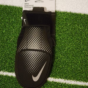 Nike Diamond Black Senior Sliding Mitt (New)