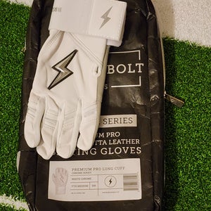 Youth Medium Batting Gloves (New)