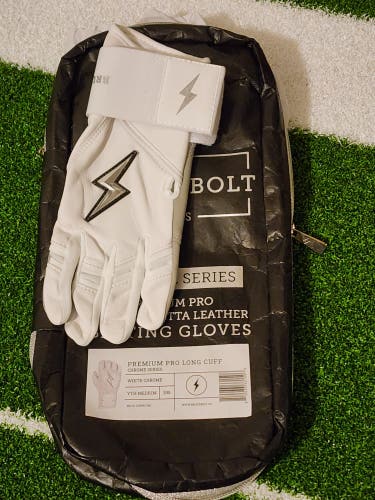 Youth Medium Batting Gloves (New)