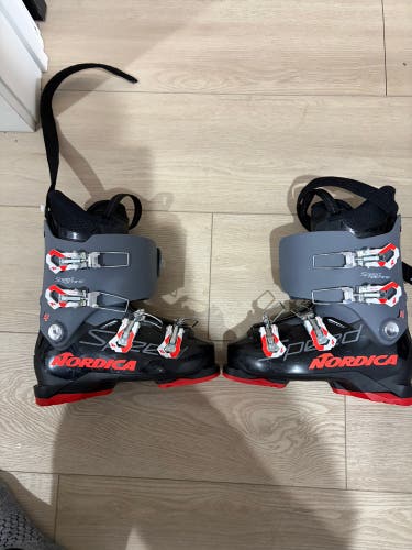 Mondo 25 & 25.5 Nordica SpeedMachine Ski Boots   Excellent condition