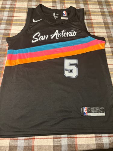 Black XL Men's Nike Swingman San Antonio Spurs Stephon Castle Jersey (New)