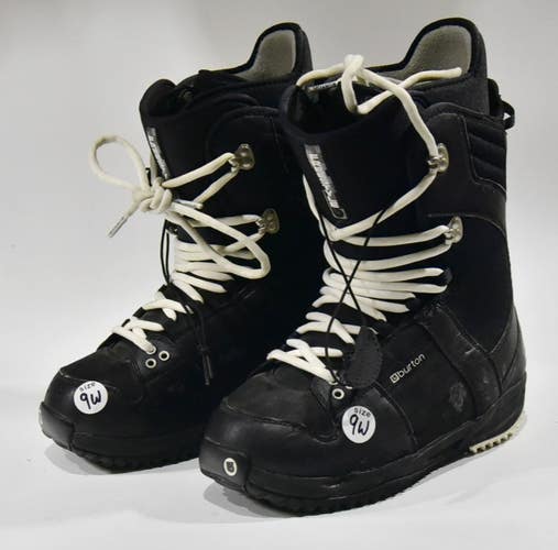 BURTON FREESTYLE SNOWBOARD BOOTS WOMEN SIZE 9