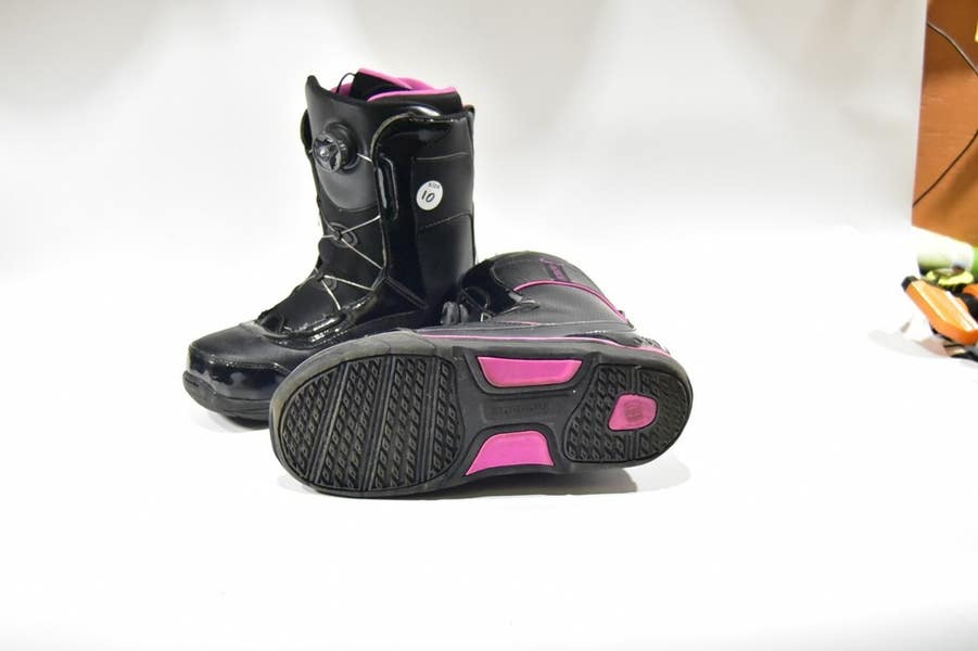 MORROW SNOWBOARD BOOTS WOMEN SIZE 10 | SidelineSwap | Buy and Sell
