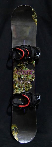 BURTON FEELGOOD SNOWBOARD SIZE 152 CM WITH BURTON LARGE BINDINGS