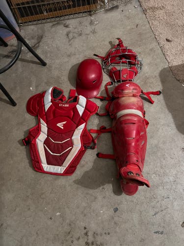 Red Easton Elite x Catcher's Set (Used)