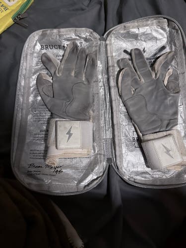 Small Batting Gloves (Used)