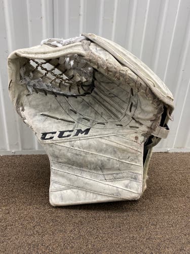 CCM Extreme Flex III E3.9 Regular (Used)