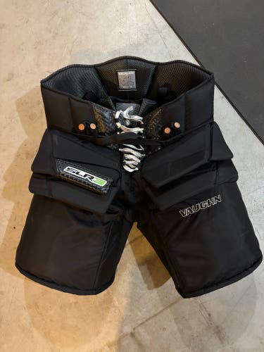 Senior Large 2023 Vaughn SLR 3 Pro Hockey Goalie Pants (Used)