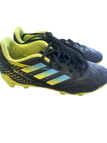 Used Adidas Soccer Cleats Black And Neon Green Junior 03.5 11862-S000092335