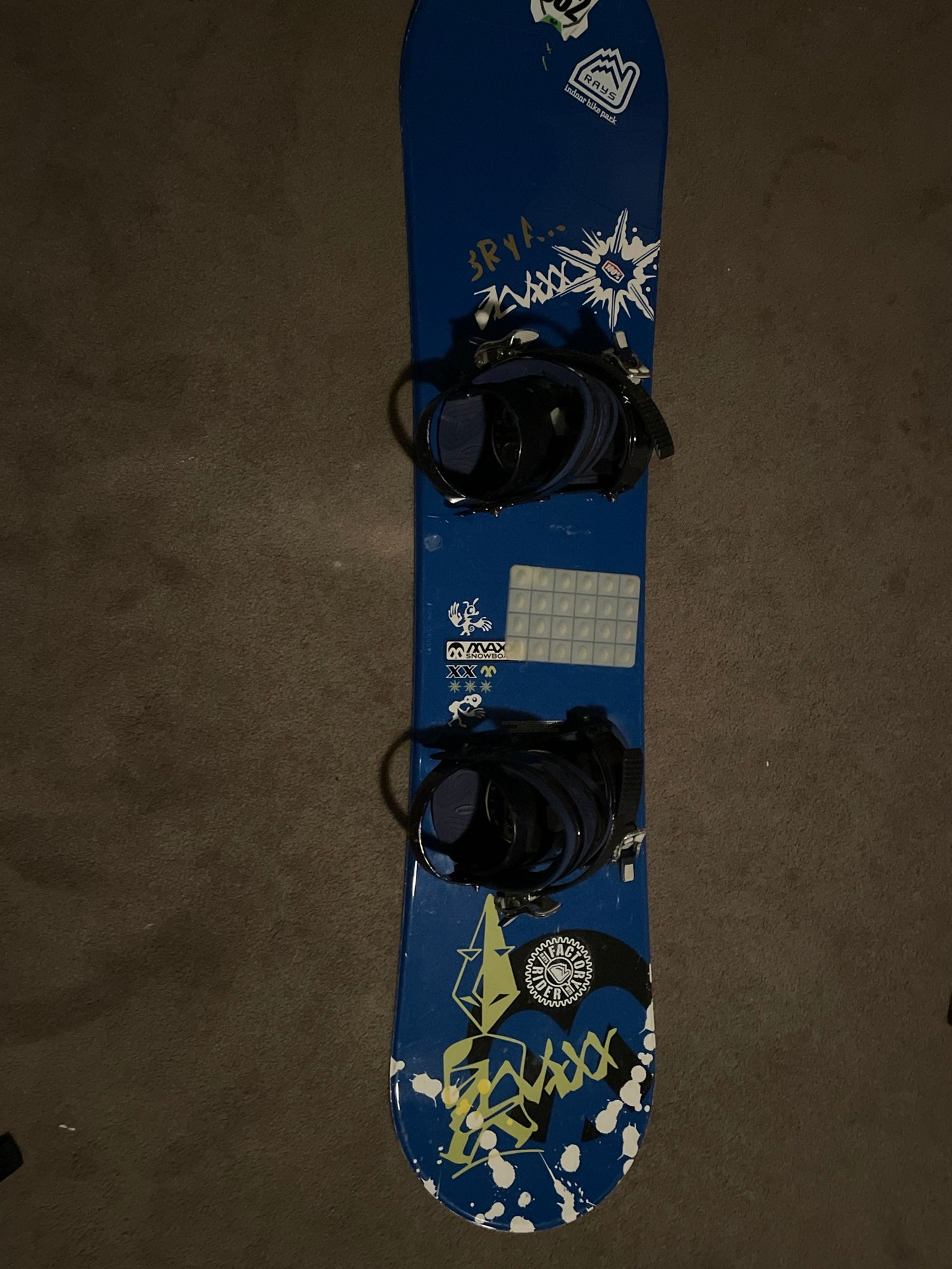 Used Millennium 3 Discord Snowboard | SidelineSwap | Buy and Sell