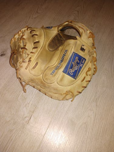 Rawlings RH Catcher's Heart of the Hide Baseball Glove 33.5" (Used)