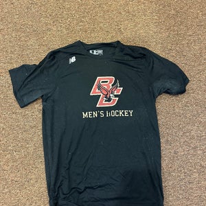 Black Large Boston College Hockey New Balance Shirt (Used)