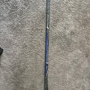 Senior Bauer Supreme 1S Left Hand Hockey Stick P88 67 Flex (Used)