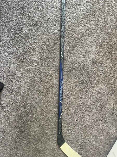 Senior Bauer Supreme 1S Left Hand Hockey Stick P88 67 Flex (Used)