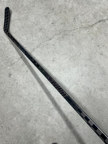 70 Flex P88 Senior Warrior Super Novium Pro Right Hand Hockey Stick Pro Stock NHL (New)