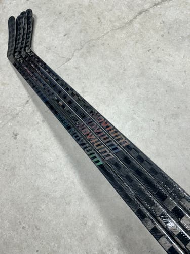 4 PACK 70 Flex P88 Senior Warrior Super Novium Right Hand Hockey Stick Pro Stock NHL (New)