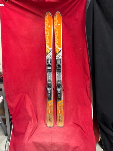 Skis: Dynastar 158 cm All Mountain Skis (Used)