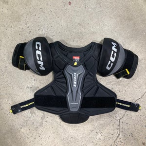 Senior Medium CCM Tacks Prime Shoulder Pads