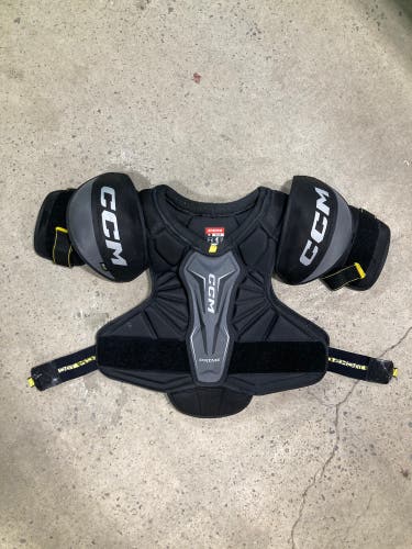 Senior Medium CCM Tacks Prime Shoulder Pads