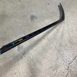Youth Bauer Nexus Tracer Hockey Stick | RH P28