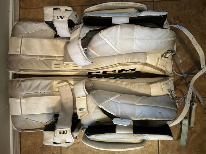 28" CCM EFlex 6.5 Goalie Leg Pads (Used)
