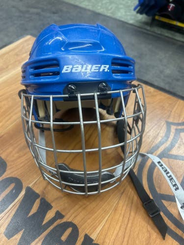 Bauer 4000 Helmet XL Royal (Item#SS103)
